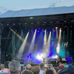 Manics and Suede at Ally Pally
